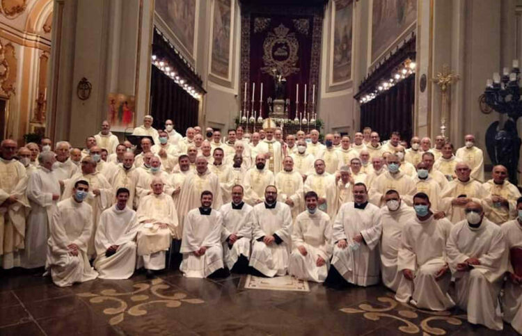 Ragusa, celebrato anniversario ordinazione del Vescovo La Placa