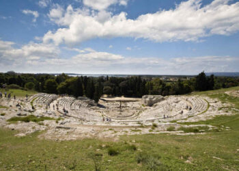 Notte d'opera tra la magia del Teatro Greco di Siracusa