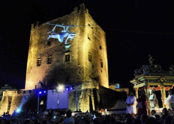 Adrano, sacra rappresentazione prima della volta dell'Angelo