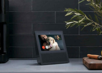 Alexa, Amazon: nuove funzioni anche per l'auto