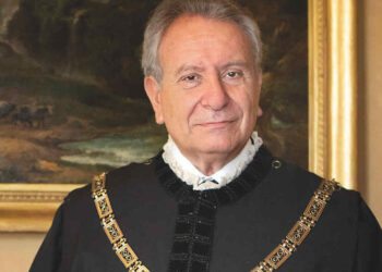 Premio Ragusani nel Mondo, tra i premiati Angelo Buscema, giudice della corte costituzionale