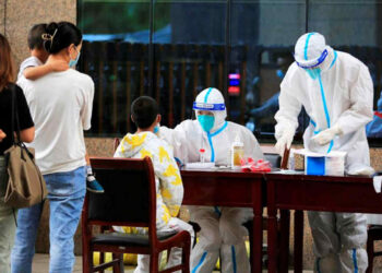 Covid, nuove restrizioni in Cina: milioni in isolamento