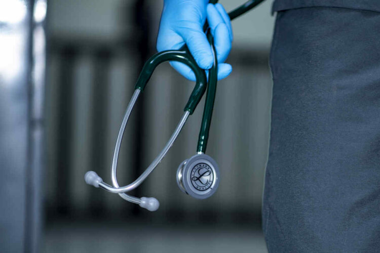 Infermiere accusato omicidio, vendetta per trasferimento