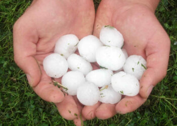Maltempo, allerta meteo temporali e violente grandinate al Nord
