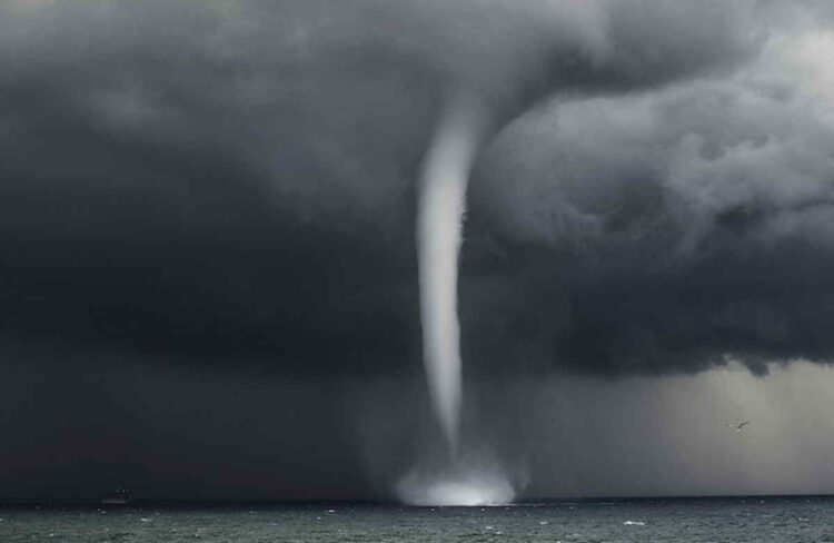 Meteo, anomalia nel Mediterraneo: in arrivo eventi estremi