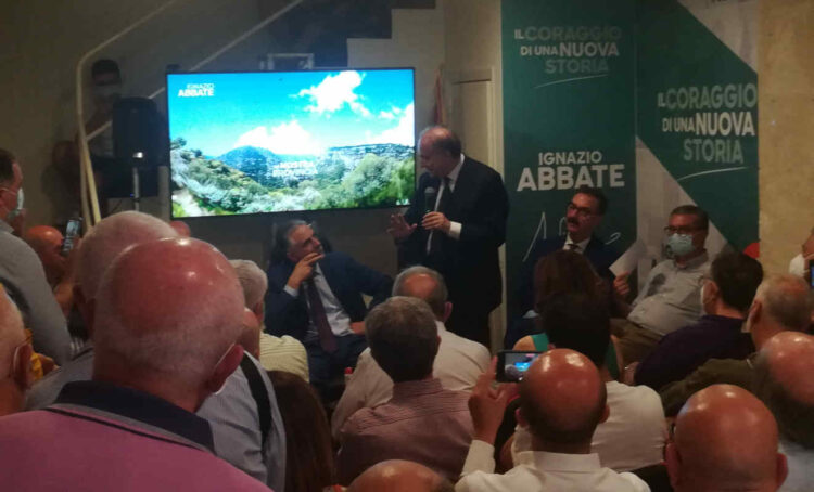 I vertici UdC a Modica per la candidatura di Abbate