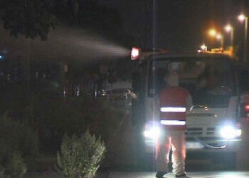 Programma di disinfestazione del territorio comunale nel mese di luglio L'A.T.I. Impresa Ecologica Busso Sebastiano S.r.l., Ciclat e IGM, per conto del Comune di Ragusa, comunica che verranno eseguiti i lavori di disinfestazione nel territorio urbano ed extraurbano secondo il seguente calendario: 19 luglio 2022 dalle ore 01 - Ibla – S. Giacomo – C.de di recupero Ragusa San Giacomo, zona V.le delle Americhe, C.da Tre Casuzze, C.da Conservatore, C.da Cilone, Villaggio Monachella I° e II°, C.da Nunziata, C.da Cisternazzi, C.da Puntarazzi, C.da Gilestra, C.da Cimillà, C.da Pozzillo, C.da Poggio del Sole, C.da Serralinena, zona Pianetti - Bruscè, Selvaggio campo sportivo, zona V.le Europa, zona ville e vallate, n. 8 Zone a verde come: Largo San Paolo, Ibla, zona Lusia, vallata Santa Domenica e di Modica, mercato ortofrutticolo, discarica, ville. 20 luglio 2022 dalle ore 01 - zone esterne Marina di Ragusa - Marina di Ragusa - c.de di recupero edilizio Branco Piccolo, Branco Grande, Passo Marinaro, Punta Braccetto, zona Castello Donnafugata, Castellana Vecchia e Nuova, Punta di Mola, Santa Barbara, Gesuiti, C.da Gaddimeli, Villaggio Santa Maria degli Angeli, Villaggio Orchidea, C.da Gatto Corvino, Villaggio Camemi, C.da Principe, C.da Eredità, Villaggio 2000, Fontana Nuova, C.da Mangiabove, C.da Cerasa, C.da Palazzo, Via Nave (ex C.da Nave), Villaggio Primavera, Marina di Ragusa. 21 luglio 20221 dalle ore 01 00 Ragusa - zone orientativamente delimitate dalle seguenti vie: vallata S. Domenica (Via Natalelli), Via Roma, V.le del Fante, Via Dante, P.zza Stazione, P.zza Libertà, V.le Sicilia, zona Ospedale, Via Leonardo Da Vinci, zona cimitero, Via Armando Diaz, Via Risorgimento, zona Marsala, P.zza Cappuccini, P.zza S. Giovanni, C.so Italia, Via Mariannina Schininà, zona V.le Europa, Via G.B. Odierna, Via Paestum, Via Carducci, Via N. Colaianni, Via Padre Anselmo, Via Sacra Famiglia, Villa Pax, Via G. Di Vittorio, Campo Boario, Via Plebiscito, Via Ugo La Malfa, P.zza Don Luigi Sturzo, Via Cadorna, Via Nicastro, Via Mongibello, Via Galvani, Via Ragazzi del '99, Via della Costituzione, V.le dei Platani, Via Archimede, zona Selvaggio, C.da Palazzo Uccello. Nei giorni e nelle località sopraindicati si rende necessario evitare l'esposizione di alimenti, biancheria, avendo cura, altresì, di chiudere le imposte.