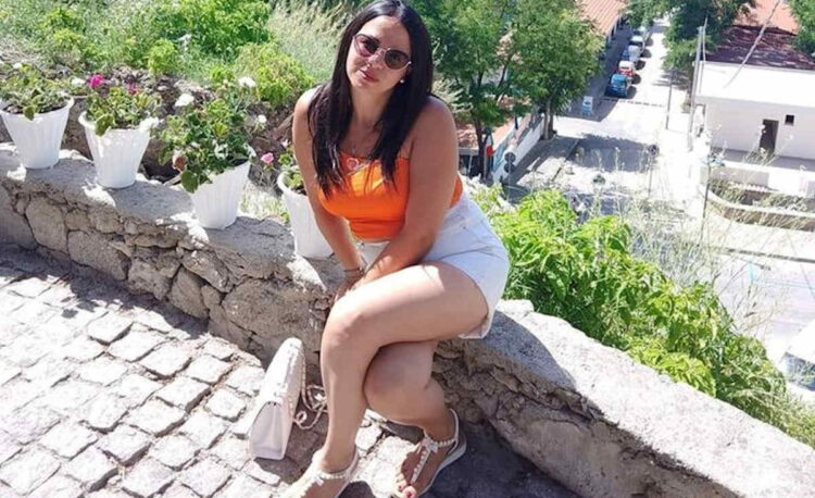 Valentina Giunta uccisa in casa, fermato il figlio di 15 anni