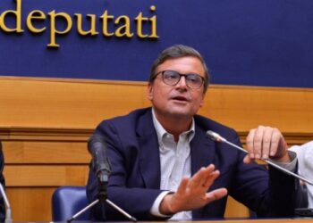 Calenda “Renzi mi ha proposto come leader, grazie per la generosità”