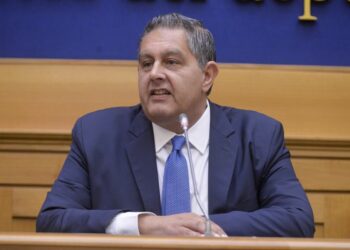 Elezioni, Toti “Resto in Liguria, rispetto il mio impegno”