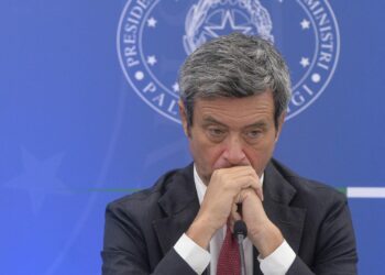 Orlando “Serve un patto su minimi salariali, cuneo e rinnovo contratti