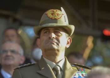 Vaccino, Figliuolo “146 mln dosi distribuite, hub strategico per Paese”