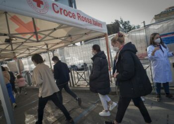 Covid Italia, 8.355 nuovi positivi e 60 morti nelle ultime 24 ore