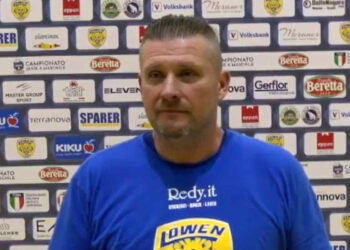 è stato il trainer dell’Eppan Handball Lowen in A1 maschile