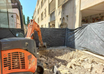 Ascensori ai colombari nei cimiteri di Ragusa Centro e Ibla