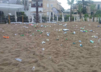 Notte San Lorenzo: devastazione delle spiagge iblee