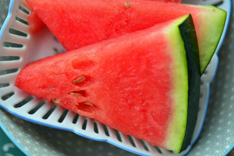 Mangiare anguria fa bene alla salute: i benefici