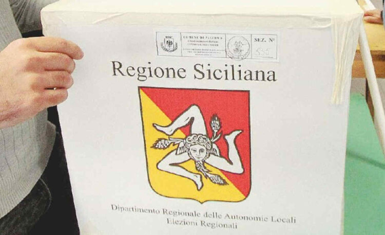 Ragusa, ufficio elettorale aperto sabato 13 e domenica 14 agosto