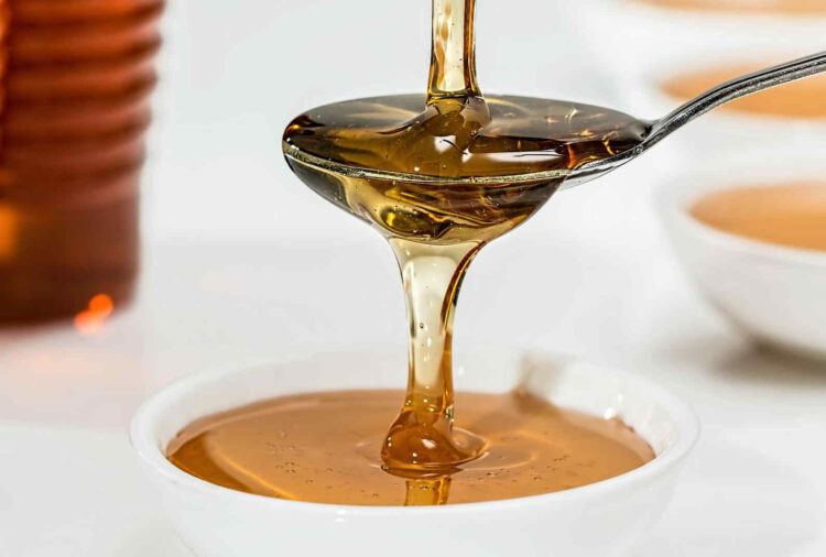 Beauty viso: yogurt e miele per bellezza pelle e rughe