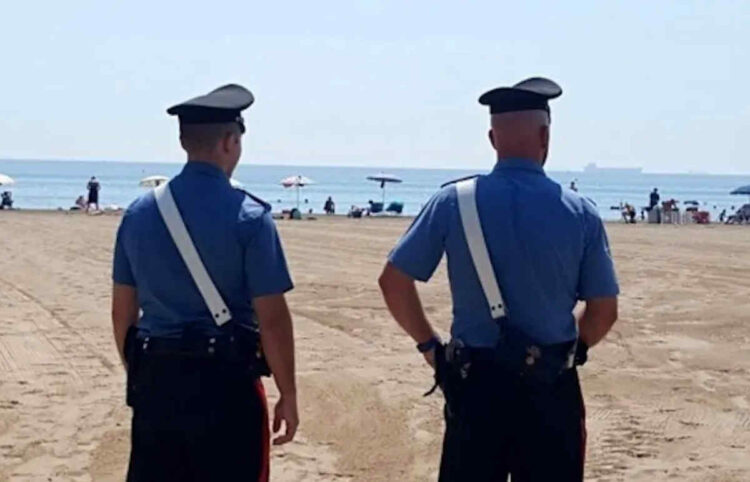 Furti in spiaggia a Marina di Ragusa