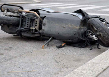 Incidente stradale oggi intorno alle ore 19,30 a Marina di Modica. Secondo le prime informazioni nell’incidente è rimasto ferito un 17enne.