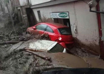 Maltempo, alluvione a Monteforte. Il sindaco: restate a casa VIDEO