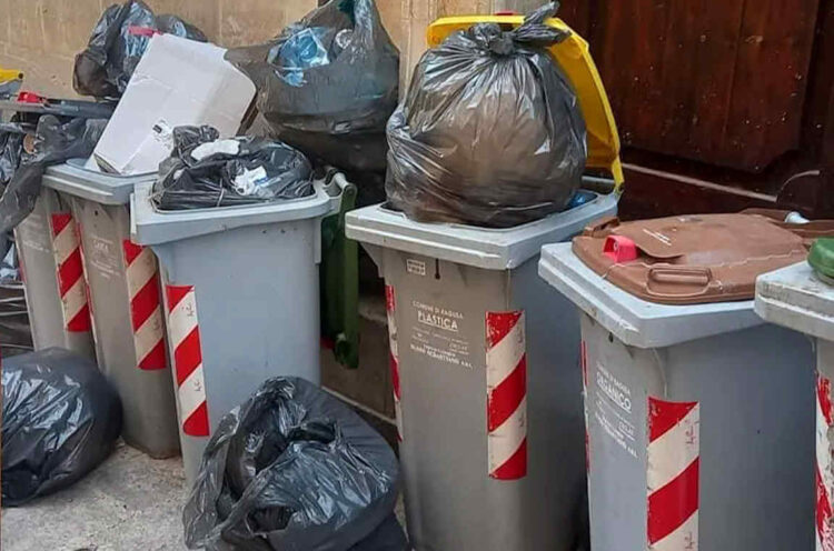 Ferragosto, raccolta indifferenziato a Marina di Ragusa ma non per tutti