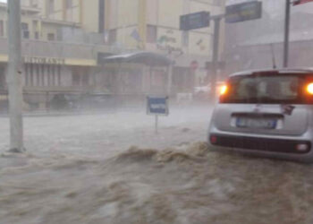 Maltempo in Sicilia, nubifragio e violenta grandinata a Piazza Armerina VIDEO