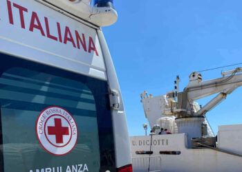 nel pomeriggio di oggi le operazioni di sbarco dei 395 migranti trasportati dalla nave Diciotti. Lo annuncia il sindaco di Pozzallo, Roberto Ammatuna