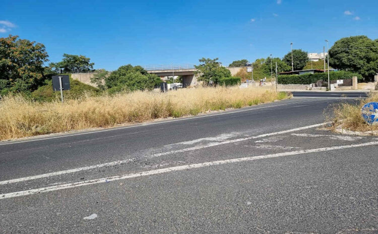 Ragusa, sollecito per scerbatura in zona artigianale