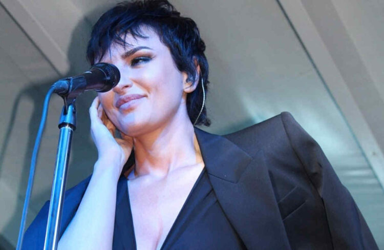 Sagra del pesce a Pozzallo: Arisa in concerto e cabaret con Matranga e Minafò