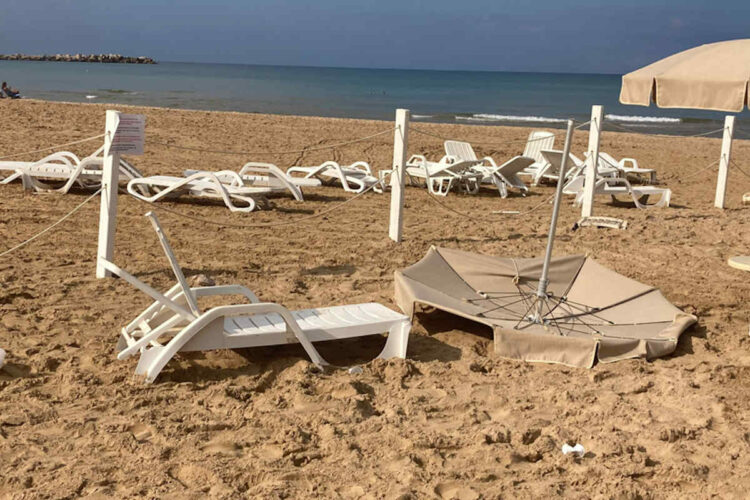 Notte di San Lorenzo a Scoglitti: un bollettino di disastri all'hotel Mida