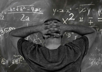 Scuola, dal 1 settembre tornano in classe i prof No vax