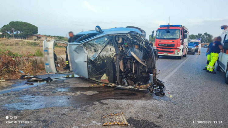 Terribile incidente stradale sulla Acate per Vittoria: 2 feriti