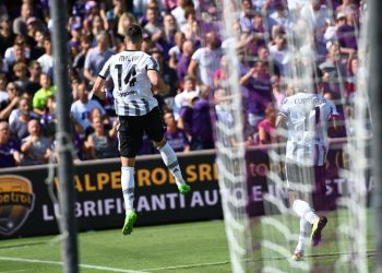 Milik illude la Juve, poi Perin la salva: 1-1 a Firenze