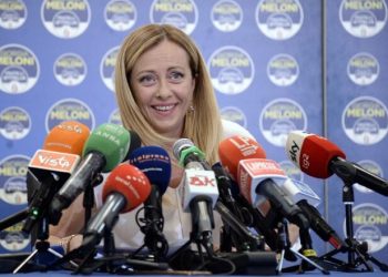 Elezioni, Meloni “Reddito di cittadinanza non è soluzione a povertà”