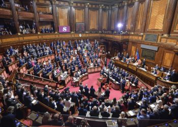 Dl Aiuti, via la norma che toglieva tetto stipendi dei manager pubblici