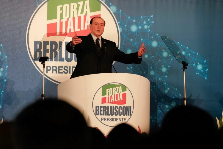 Berlusconi “Per i disabili aumento delle pensioni e assistenza”