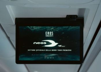 Ramazzotti, Neos vettore ufficiale del Battito Infinito World Tour