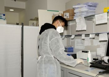 Covid, 22.527 nuovi contagi e 60 decessi nelle ultime 24 ore