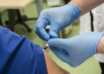 Covid, 22.265 positivi nelle ultime 24 ore in Italia e 43 vittime