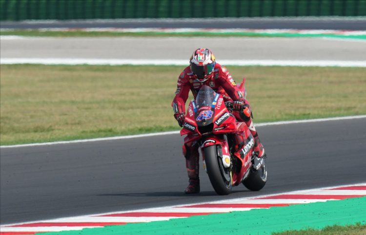 A Motegi vince Miller davanti a Binder, Bagnaia cade all’ultimo giro