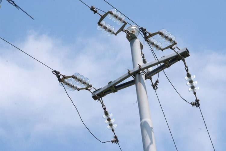 Energia, aumento elettricità +59% nei prossimi tre mesi