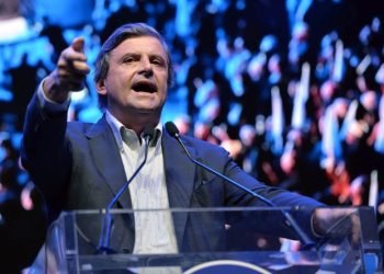 Calenda “Il governo rassicuri i mercati, cinque punti per dialogare”