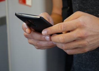 Attenti alle 14 app infette: svuotano il conto in banca