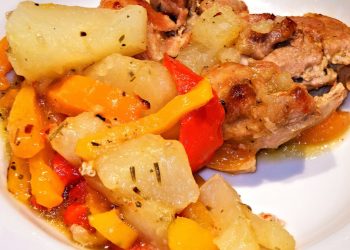 Come cucinare pollo e peperoni: ricetta siciliana