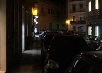 La Sicilia spegne le insegne