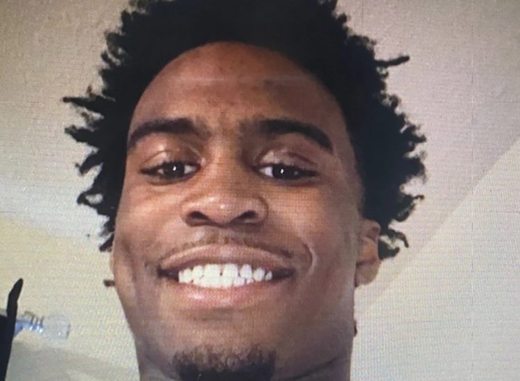 Menphis, spara e uccide 4 persone in diretta facebook, il killer nel video