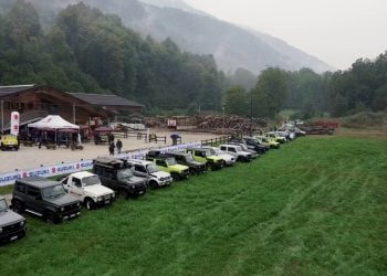 Suzuki 4×4, tra pioggia e fango ai piedi del Monviso