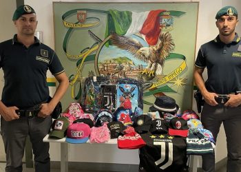 Gdf Palermo: sequestrati 1.100 articoli contraffatti